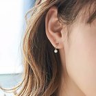 【フィービィー/phoebe】の【K10】クロッシングパールピアス ホワイト|ID: prp329100004462055 ipo3291000000031228324