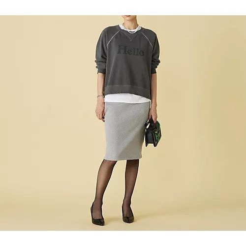 【マディソンブルー/MADISONBLUE】のVINTAGE HELLO SWEAT L/S URAKE DYED 人気、トレンドファッション・服の通販 founy(ファニー) 　ファッション　Fashion　レディースファッション　Fashion for Women　トップス・カットソー　Cut & Sew Tops　レディースパーカー・カジュアルフーディー　Casual Hoodies & Sweatshirts　スウェット・クルーネックトップス　Sweatshirts & Crewnecks / Relaxed Fit Sweat Tops　コンパクト　Compact, Small Size　スウェット / スエット　Sweatshirt, Sweatwear　ダメージ　Distressed, Destroyed　デニム　Denim, Jeans Material　ヴィンテージ　Vintage Style　洗える　Machine Washable　other-3|ID: prp329100004462151 ipo3291000000032364484