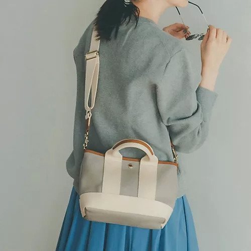 【トプカピ/TOPKAPI】のスコッチグレイン ネオレザー ミニ トート バッグ ショルダー付き S インテリア・キッズ・メンズ・レディースファッション・服の通販 founy(ファニー) 　ファッション　Fashion　レディースファッション　WOMEN　バッグ　Bag　コンパクト　Compact　ショルダー　Shoulder　トレンド　Trend　ポーチ　Pouch　人気　Popularity　ライトグレー|ID: prp329100004462210 ipo3291000000031229090