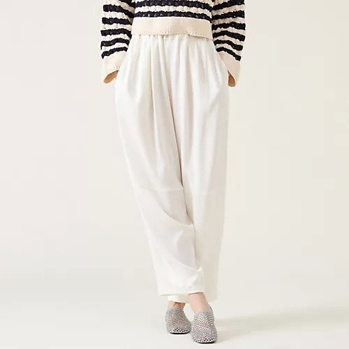 【マルティニーク/martinique】のバックサテンバレルパンツ 人気、トレンドファッション・服の通販 founy(ファニー) 　ファッション　Fashion　レディースファッション　WOMEN　パンツ　Pants　バッグ　Bag　おすすめ　Recommend　サテン　Satin　ストレッチ　Stretch　ドレープ　Drape　 other-1|ID: prp329100004462419 ipo3291000000031229750