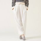 【マルティニーク/martinique】のバックサテンバレルパンツ オフ|ID: prp329100004462419 ipo3291000000031229751