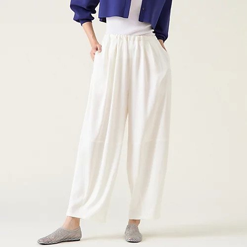 【マルティニーク/martinique】のバックサテンバレルパンツ 人気、トレンドファッション・服の通販 founy(ファニー) 　ファッション　Fashion　レディースファッション　WOMEN　パンツ　Pants　バッグ　Bag　おすすめ　Recommend　サテン　Satin　ストレッチ　Stretch　ドレープ　Drape　other-3|ID: prp329100004462419 ipo3291000000031244498