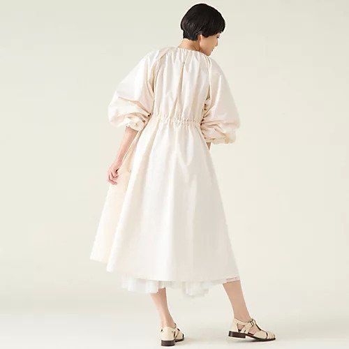 【マルティニーク/martinique】のタンブラータフタギャザーコート 人気、トレンドファッション・服の通販 founy(ファニー) 　ファッション　Fashion　レディースファッション　WOMEN　アウター　Coat Outerwear　コート　Coats　おすすめ　Recommend　アクセサリー　Accessories　ギャザー　Gather　タフタ　Taffeta　タンブラー　Tumbler　ドレス　Dress　フロント　Front　other-2|ID: prp329100004462424 ipo3291000000031244513