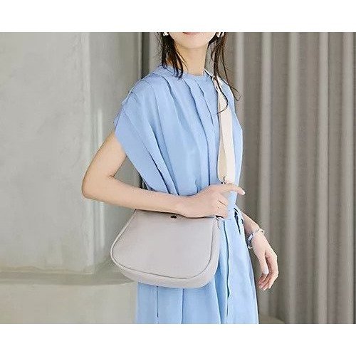 【トプカピ/TOPKAPI】の【Breath TOPKAPI】RIPPLE リプル ラウンド ショルダーバッグ 人気、トレンドファッション・服の通販 founy(ファニー) 　ファッション　Fashion　レディースファッション　WOMEN　バッグ　Bag　クール　Cool　スマート　Smart　スリム　Slim　ハンドバッグ　Handbag　フォルム　Form　ラウンド　Round　ラップ　Wrap　人気　Popularity　定番　Standard　旅行　Travel　財布　Wallet　軽量　Lightweight　other-2|ID: prp329100004462450 ipo3291000000031574712