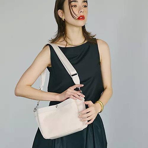 【トプカピ/TOPKAPI】の【Breath TOPKAPI】防水ナイロン レザーコンビ ショルダーバッグ インテリア・キッズ・メンズ・レディースファッション・服の通販 founy(ファニー) https://founy.com/ ファッション Fashion レディースファッション Fashion for Women バッグ Bags コンビ Combo, Combination Style ショルダー Shoulder, Shoulder Strap シンプル Simple, Minimal フロント Front, Front Design ポケット Pocket, Pocket Detail マグネット Magnet, Magnetic Closure 旅行 Travel |ID: prp329100004462546 ipo3291000000031230218