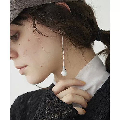 【ウィムガゼット/Whim Gazette】の【THE PAUSE】ストーンドロップピアス インテリア・キッズ・メンズ・レディースファッション・服の通販 founy(ファニー) ファッション Fashion レディースファッション Fashion for Women 2025年 2025 2025春夏・S/S Spring/Summer 2025 SS25 クール Cool, Chic グラデーション Gradient, Ombre シルバー Silver, Metallic Silver ストーン Stone, Gem-Like チェーン Chain, Chain Strap ドロップ Drop Shoulder, Dropped Style ワーク Workwear, Utility Style ヴィンテージ Vintage Style ホワイト|ID: prp329100004462613 ipo3291000000031230495