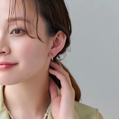 【フィービィー/phoebe】の【金属アレルギー対応】【痛くないシリーズ】モーションメタルクリスタルループフィットイヤリング 人気、トレンドファッション・服の通販 founy(ファニー) 　ファッション　Fashion　レディースファッション　WOMEN　ジュエリー　Jewelry　リング　Rings　イヤリング　Earrings　コーティング　Coating　フープ　Hoop　モダン　Modern　エレガント 上品　Elegant　軽量　Lightweight　other-3|ID: prp329100004462654 ipo3291000000031245202