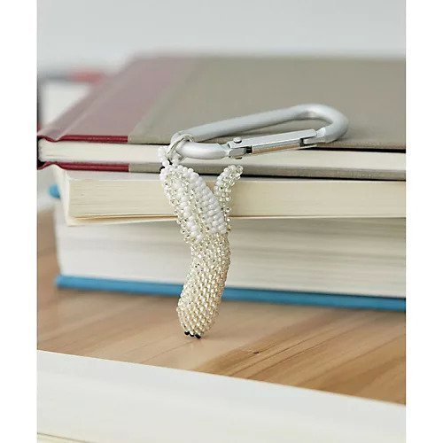 【ウィムガゼット/Whim Gazette】の【Pura Utz】Banana Carabiner インテリア・キッズ・メンズ・レディースファッション・服の通販 founy(ファニー) https://founy.com/ ファッション Fashion レディースファッション Fashion for Women ガラス Glass, Glassware チャーム Charm, Pendant ハンド Hand, Handmade ボトム Bottoms, Lower Wear モチーフ Motif, Design Theme ループ Loop, Loop Knit おすすめ Recommended / Our Picks 2025年 2025 2025春夏・S/S Spring/Summer 2025 SS25 |ID: prp329100004462696 ipo3291000000031230836