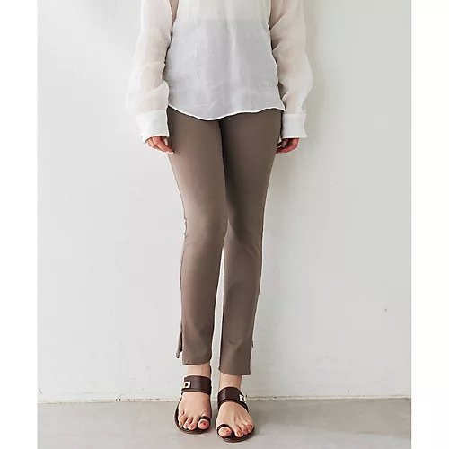 【ウィムガゼット/Whim Gazette】のレギンスZIPパンツ インテリア・キッズ・メンズ・レディースファッション・服の通販 founy(ファニー) https://founy.com/ ファッション Fashion レディースファッション WOMEN パンツ Pants レギンス Leggings 2025年 2025 2025春夏・S/S Ss,Spring/Summer,2025 シューズ Shoes シルク Silk シルケット Mercerization ジップ Zip ジャケット Jacket スウェット Sweat スタイリッシュ Stylish ストレッチ Stretch スリット Slit レギンス Leggings エレガント 上品 Elegant |ID: prp329100004462958 ipo3291000000031231815