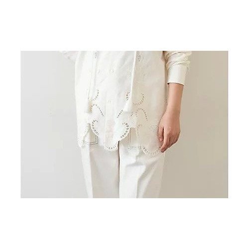 【ウィムガゼット/Whim Gazette】の【INSCRIRE】エンブロイダリーシャツ 人気、トレンドファッション・服の通販 founy(ファニー) 　ファッション　Fashion　レディースファッション　Fashion for Women　トップス・カットソー　Cut & Sew Tops　シャツ・ブラウス・オフィスカジュアル　Elegant Blouses & Button-Ups　コレクション　Collection, Seasonal Line　シンプル　Simple, Minimal　スカラップ　Scallop, Scalloped Edge　ストリング　String, Drawstring　トレンド　Trend, Trending Now　2022年　2022　2022 春夏 S/S　Spring/Summer 2022 SS22　other-3|ID: prp329100004463110 ipo3291000000031247163