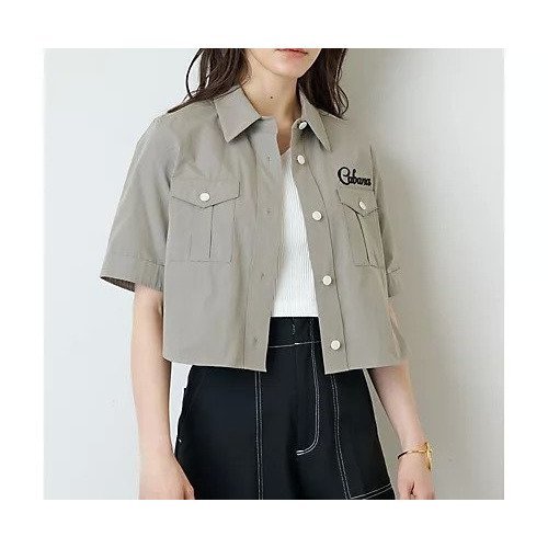 【ウィムガゼット/Whim Gazette】の【Cabana】クロップドシャツ インテリア・キッズ・メンズ・レディースファッション・服の通販 founy(ファニー) https://founy.com/ ファッション Fashion レディースファッション Fashion for Women トップス・カットソー Cut & Sew Tops シャツ・ブラウス・オフィスカジュアル Elegant Blouses & Button-Ups インナー Innerwear ギャザー Gathered, Ruffled コレクション Collection, Seasonal Line ジャケット Jacket, Outerwear スリット Slit, Slit Detail トレンド Trend, Trending Now ビーチ Beach, Seaside ボックス Boxy, Box Shape ポケット Pocket, Pocket Detail リゾート Resort, Vacation Style ワーク Workwear, Utility Style 2022年 2022 2022 春夏 S/S Spring/Summer 2022 SS22 |ID: prp329100004463115 ipo3291000000031232267