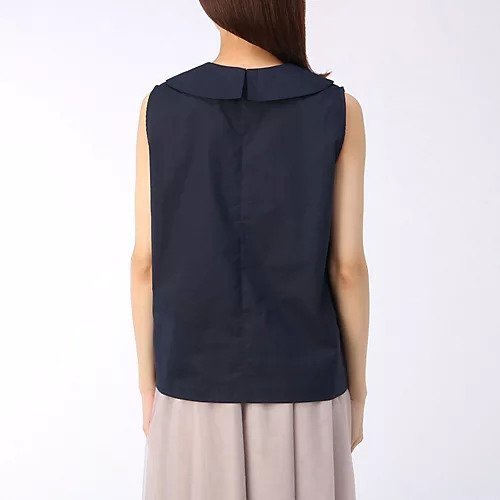 【ウィムガゼット/Whim Gazette】の【THE PAUSE】ビッグカラーノースリーブ ブラウス 人気、トレンドファッション・服の通販 founy(ファニー) 　ファッション　Fashion　レディースファッション　Fashion for Women　トップス・カットソー　Cut & Sew Tops　キャミソール&ノースリーブ　Camisoles & Sleeveless Tops　シャツ・ブラウス・オフィスカジュアル　Elegant Blouses & Button-Ups　ヴィンテージ　Vintage Style　カーディガン　Cardigan, Knitwear　グラデーション　Gradient, Ombre　ジャケット　Jacket, Outerwear　タイプライター　Typewriter Fabric, Crisp Cotton　デコルテ　Décolleté, Neckline　ノースリーブ　Sleeveless, No-Sleeve　バランス　Balance, Style Balance　フラット　Flat, Flat Shoes　ワーク　Workwear, Utility Style　2022年　2022　2022 春夏 S/S　Spring/Summer 2022 SS22　おすすめ　Recommended / Our Picks　エレガント 上品　Elegant　other-3|ID: prp329100004463145 ipo3291000000031247237