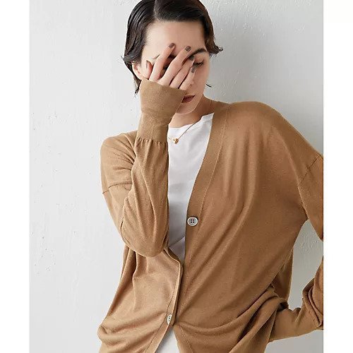【ウィムガゼット/Whim Gazette】のリネンシルクVネックカーディガン インテリア・キッズ・メンズ・レディースファッション・服の通販 founy(ファニー) https://founy.com/ ファッション Fashion レディースファッション WOMEN トップス・カットソー Tops/Tshirt カーディガン Cardigans Vネック V-Neck アンサンブル Ensemble カーディガン Cardigan サマー Summer シルク Silk リネン Linen おすすめ Recommend 2023春夏・S/S Ss,Spring/Summer,2023 2023年 2023 エレガント 上品 Elegant |ID: prp329100004463171 ipo3291000000031232435