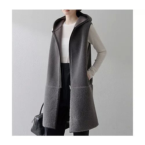 【ウィムガゼット/Whim Gazette】の【THE PAUSE】ボアフードロングジレ 人気、トレンドファッション・服の通販 founy(ファニー) 　ファッション　Fashion　レディースファッション　Fashion for Women　アウター　Coat / Outerwear Collection　トップス・カットソー　Cut & Sew Tops　ベスト&ジレ / 重ね着スタイル　Vests & Gilets　ヴィンテージ　Vintage Style　秋　Autumn　グラデーション　Gradient, Ombre　スリット　Slit, Slit Detail　ダブル　Double, Double-Breasted　フェイス　Face, Facial Design　リバーシブル　Reversible, Two-Sided　ワーク　Workwear, Utility Style　2025年　2025　2025-2026秋冬・A/W　Autumn/Winter 2025–26 AW25–26　other-3|ID: prp329100004463244 ipo3291000000033060167