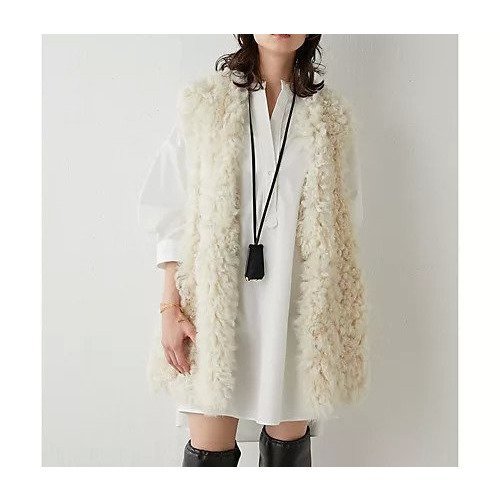 【ウィムガゼット/Whim Gazette】のカーリージレ インテリア・キッズ・メンズ・レディースファッション・服の通販 founy(ファニー) 　雑誌掲載アイテム　Magazine Items　ファッション雑誌　Fashion Magazines　インレッド　InRed　ファッション　Fashion　レディースファッション　WOMEN　アウター　Coat Outerwear　トップス・カットソー　Tops/Tshirt　ベスト/ジレ　Gilets/Vests　エレガント 上品　Elegant　9月号　September Issue　雑誌　Magazine　プレミアム　Premium　ムートン　Mouton　2023年　2023　2023-2024秋冬・A/W　Aw/Autumn/Winter//Fw/Fall-Winter/2023-2024　オフホワイト|ID: prp329100004463294 ipo3291000000031232792