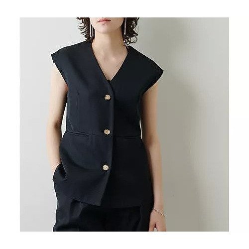 【ウィムガゼット/Whim Gazette】のチノジレ インテリア・キッズ・メンズ・レディースファッション・服の通販 founy(ファニー) https://founy.com/ ファッション Fashion レディースファッション Fashion for Women アウター Coat / Outerwear Collection トップス・カットソー Cut & Sew Tops ベスト&ジレ / 重ね着スタイル Vests & Gilets クール Cool, Chic コンパクト Compact, Small Size スリーブ Sleeve, Long Sleeve / Short Sleeve セットアップ Set-Up, Coordinated Outfit ツイル Twist, Twisted Detail ノースリーブ Sleeveless, No-Sleeve フレンチ French, French Style ベスト Vest, Waistcoat 2022年 2022 2022 春夏 S/S Spring/Summer 2022 SS22 おすすめ Recommended / Our Picks 夏 Summer |ID: prp329100004463307 ipo3291000000031232826