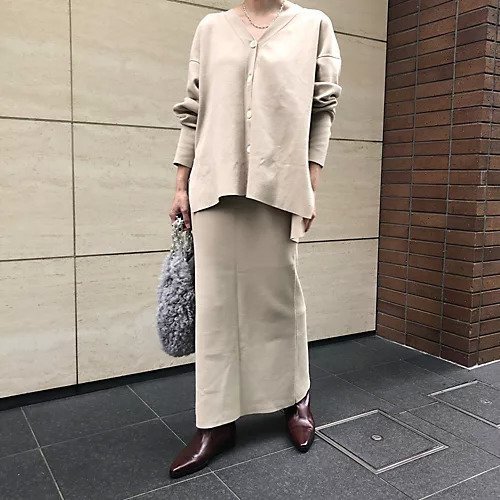 【徳原文子/Fumiko Tokuhara】のシルク混ロングスカート 人気、トレンドファッション・服の通販 founy(ファニー) 　ファッション　Fashion　レディースファッション　WOMEN　スカート　Skirt　ロングスカート　Long Skirt　シルク　Silk　スニーカー　Sneakers　スリット　Slit　ロング　Long　今季　This Season　別注　Special Order　洗える　Washable　other-3|ID: prp329100004463392 ipo3291000000032164871