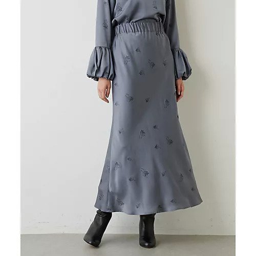 【ウィムガゼット/Whim Gazette】のCabaretプリントスカート インテリア・キッズ・メンズ・レディースファッション・服の通販 founy(ファニー) https://founy.com/ ファッション Fashion レディースファッション Fashion for Women スカート Skirts 2022年 2022 2022-2023秋冬・A/W Autumn/Winter 2022–23 AW22–23 エアリー Airy Texture エレガント 上品 Elegant サテン Satin, Glossy Fabric シルク Silk, 100% Silk フレア Flare, Flared プリント Print, Printed Pattern |ID: prp329100004463397 ipo3291000000031233064