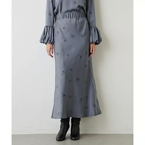 【ウィムガゼット/Whim Gazette】のCabaretプリントスカート 人気、トレンドファッション・服の通販 founy(ファニー) 　ファッション　Fashion　レディースファッション　Fashion for Women　スカート　Skirts　2022年　2022　2022-2023秋冬・A/W　Autumn/Winter 2022–23 AW22–23　エアリー　Airy Texture　エレガント 上品　Elegant　サテン　Satin, Glossy Fabric　シルク　Silk, 100% Silk　フレア　Flare, Flared　プリント　Print, Printed Pattern　other-2|ID: prp329100004463397 ipo3291000000031247744