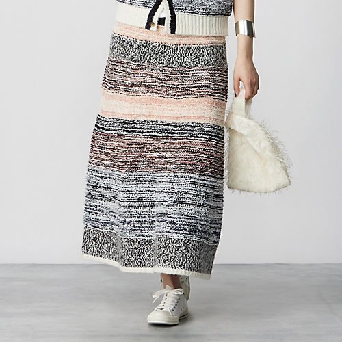 【マディソンブルー/MADISONBLUE】のSWITCHING KN LONG SK MIXED FIBERS インテリア・キッズ・メンズ・レディースファッション・服の通販 founy(ファニー) https://founy.com/ ファッション Fashion レディースファッション Fashion for Women スパンコール Sequins, Sequin Embellishment ツイード Twill, Twill Weave フェザー Feather, Feather Detail ミックス Mix, Mixed Style ラグジュアリー Luxury, Elegant ロング Long, Long-Length |ID: prp329100004463494 ipo3291000000035202806