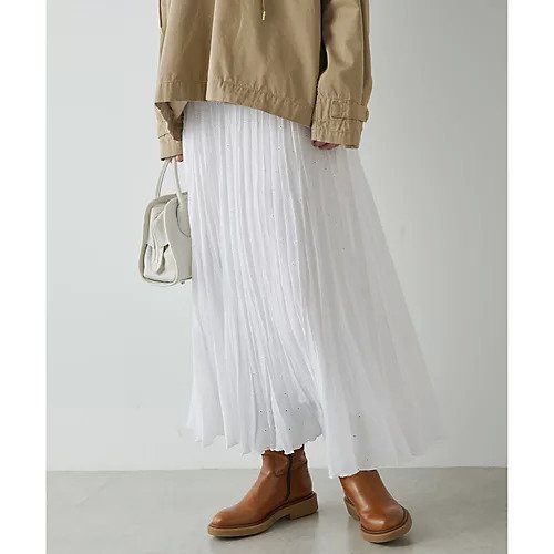 【ウィムガゼット/Whim Gazette】のエンブロイダリ―プリーツスカート 人気、トレンドファッション・服の通販 founy(ファニー) 雑誌掲載アイテム Magazine Picks & Fashion Features ファッション雑誌 Fashion Magazines ジゼル GISELe ファッション Fashion レディースファッション Fashion for Women スカート Skirts プリーツスカート / 上品フェミニンスタイル Pleated Skirts 春 Spring シューズ Shoes, Footwear スニーカー Sneakers, Trainers 雑誌 Magazine, Fashion Magazine ドット Polka Dot, Dot Pattern フェミニン Feminine, Girly フラット Flat, Flat Shoes プリーツ Pleats, Pleated 6月号 June Issue, Jun. Edition ランダム Random, Irregular S/S・春夏 SS, Spring/Summer, Warm Season 夏 Summer 2024年 2024 2024春夏・S/S Spring/Summer 2024 SS24 エレガント 上品 Elegant other-1|ID: prp329100004463515 ipo3291000000034565654