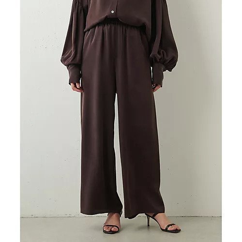 【ウィムガゼット/Whim Gazette】のシルクフィブリルパンツ インテリア・キッズ・メンズ・レディースファッション・服の通販 founy(ファニー) 　雑誌掲載アイテム　Magazine Items　ファッション雑誌　Fashion Magazines　エクラ　eclat　ファッション　Fashion　レディースファッション　WOMEN　パンツ　Pants　7月号　July Issue　サテン　Satin　シルク　Silk　ストレート　Straight　セットアップ　Set Up　雑誌　Magazine　おすすめ　Recommend　2023春夏・S/S　Ss,Spring/Summer,2023　2023年　2023　エレガント 上品　Elegant　ブラウン|ID: prp329100004463682 ipo3291000000031233867