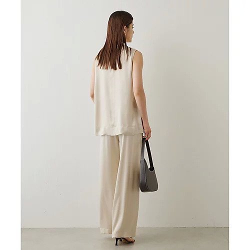 【ウィムガゼット/Whim Gazette】のシルクパンツ 人気、トレンドファッション・服の通販 founy(ファニー) 　ファッション　Fashion　レディースファッション　Fashion for Women　パンツ　Pants & Trousers　エレガント 上品　Elegant　サテン　Satin, Glossy Fabric　シルク　Silk, 100% Silk　ストレート　Straight, Straight Cut　セットアップ　Set-Up, Coordinated Outfit　とろみ　Fluid, Flowy Fabric　おすすめ　Recommended / Our Picks　2023春夏・S/S　Spring/Summer 2023 SS23　2023年　2023　旅行　Travel　other-2|ID: prp329100004463704 ipo3291000000031248357