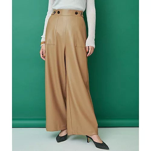【ウィムガゼット/Whim Gazette】の【THE PAUSE】フェイクレザーワイドパンツ インテリア・キッズ・メンズ・レディースファッション・服の通販 founy(ファニー) https://founy.com/ ファッション Fashion レディースファッション Fashion for Women パンツ Pants & Trousers 2022年 2022 2022-2023秋冬・A/W Autumn/Winter 2022–23 AW22–23 おすすめ Recommended / Our Picks クロップド Cropped, Short Length クール Cool, Chic ストレッチ Stretch, Stretchy Fabric フェイクレザー Faux Leather, PU Leather ワイド Wide, Wide Fit |ID: prp329100004463751 ipo3291000000031234070