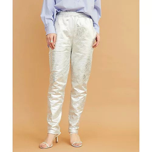 【ウィムガゼット/Whim Gazette】の箔プリントパンツ インテリア・キッズ・メンズ・レディースファッション・服の通販 founy(ファニー) https://founy.com/ ファッション Fashion レディースファッション Fashion for Women パンツ Pants & Trousers 2022年 2022 2022 春夏 S/S Spring/Summer 2022 SS22 シルバー Silver, Metallic Silver プリント Print, Printed Pattern エレガント 上品 Elegant |ID: prp329100004463772 ipo3291000000031234129