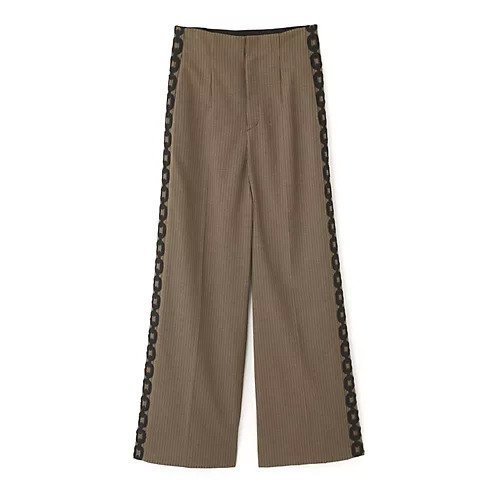 【アドーア/ADORE】のジオメトリックストライプパンツ 人気、トレンドファッション・服の通販 founy(ファニー) 　ファッション　Fashion　レディースファッション　WOMEN　パンツ　Pants　ジャカード　Jacquard　ストライプ　Stripe　チェーン　Chain　レース　Race　other-3|ID: prp329100004463877 ipo3291000000031248704
