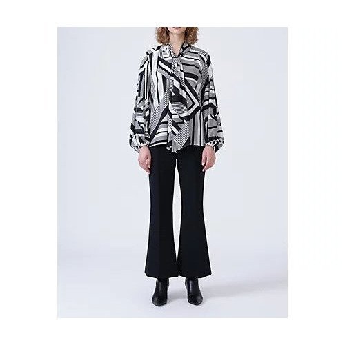 【アドーア/ADORE】のスキューバ―ジャージパンツ インテリア・キッズ・メンズ・レディースファッション・服の通販 founy(ファニー) 　ファッション　Fashion　レディースファッション　WOMEN　パンツ　Pants　クロップド　Cropped　コンパクト　Compact　ジャージ　Jersey　スタンダード　Standard　センター　Center　ドレープ　Drape　フォルム　Form　フレア　Flare　ミックス　Mix　ブラック|ID: prp329100004463894 ipo3291000000031234445