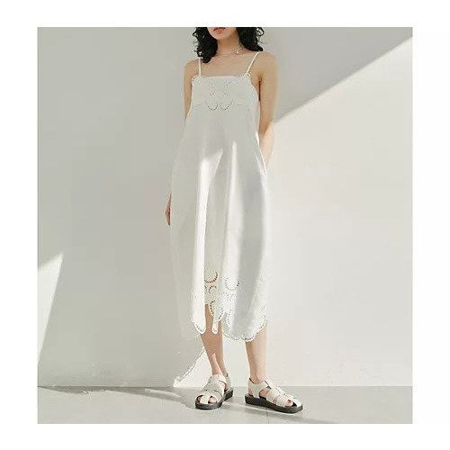 【ウィムガゼット/Whim Gazette】の【INSCRIRE】エンブロイダリーワンピース インテリア・キッズ・メンズ・レディースファッション・服の通販 founy(ファニー) https://founy.com/ ファッション Fashion レディースファッション Fashion for Women ワンピース Dresses エレガント 上品 Elegant キャミソール Camisole, Spaghetti Strap Top コレクション Collection, Seasonal Line シューズ Shoes, Footwear ジャケット Jacket, Outerwear スカラップ Scallop, Scalloped Edge トレンド Trend, Trending Now 2022年 2022 2022 春夏 S/S Spring/Summer 2022 SS22 おすすめ Recommended / Our Picks |ID: prp329100004463940 ipo3291000000031234568