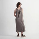 【プレインピープル/PLAIN PEOPLE】のきりんプリントベーシックロングワンピース グレージュ|ID: prp329100004463963 ipo3291000000031234631