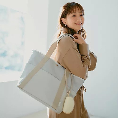 【トプカピ/TOPKAPI】の【Breath TOPKAPI】【TOPKAPI 藤本美貴さんコラボ】スコッチグレイン 10ポケット トートバッグ L/マザーズバッグ/撥水 インテリア・キッズ・メンズ・レディースファッション・服の通販 founy(ファニー) 　ファッション　Fashion　レディースファッション　WOMEN　バッグ　Bag　コラボ　Collaboration　シンプル　Simple　スペシャル　Special　人気　Popularity　ポケット　Pocket　エレガント 上品　Elegant　サンドグレー|ID: prp329100004464120 ipo3291000000031235074