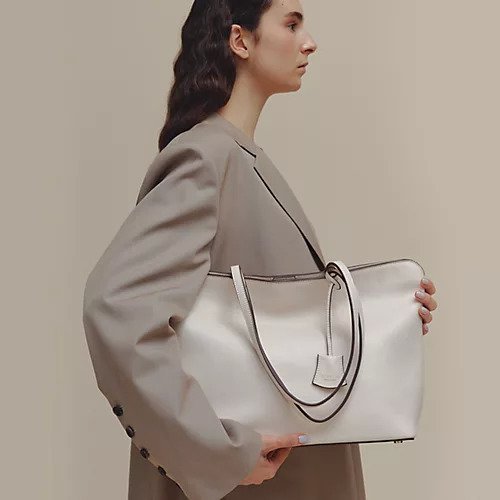 【トプカピ/TOPKAPI】のフロントステッチ レザーA4トートバッグ インテリア・キッズ・メンズ・レディースファッション・服の通販 founy(ファニー) https://founy.com/ ファッション Fashion レディースファッション WOMEN バッグ Bag チャーム Charm フロント Front |ID: prp329100004464123 ipo3291000000031235084