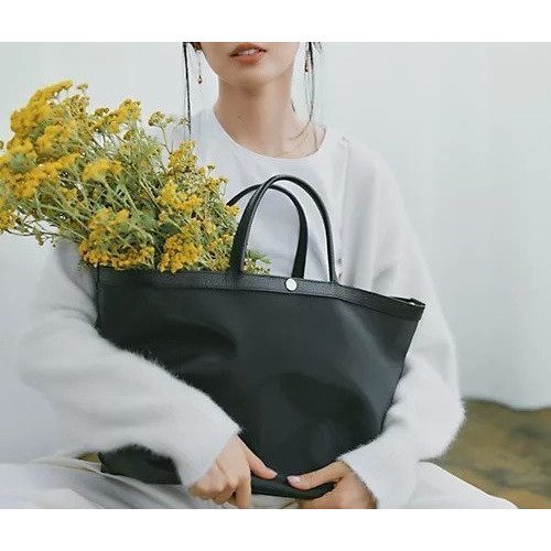 【トプカピ/TOPKAPI】の【Breath TOPKAPI】【本仮屋ユイカ Breath】コラボ A4 トート バッグ 人気、トレンドファッション・服の通販 founy(ファニー) 　ファッション　Fashion　レディースファッション　WOMEN　バッグ　Bag　コラボ　Collaboration　軽量　Lightweight　シンプル　Simple　スペシャル　Special　女優　Actress　チャーム　Charm　パッチ　Patch　ポケット　Pocket　other-2|ID: prp329100004464141 ipo3291000000031249693
