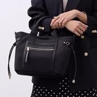【トプカピ/TOPKAPI】の【TREASURE TOPKAPI】ネオプレン フロントポケット 2way ショルダー付き ミニトートバッグ ブラック|ID: prp329100004464167 ipo3291000000031235250