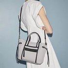 【トプカピ/TOPKAPI】の【TREASURE TOPKAPI】ネオプレン フロントポケット 2way ショルダー付き ミニトートバッグ グレー|ID: prp329100004464167 ipo3291000000031235251