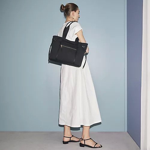 【トプカピ/TOPKAPI】の【TREASURE TOPKAPI】ネオプレン フロントポケット 2way トートバッグ 人気、トレンドファッション・服の通販 founy(ファニー) 　ファッション　Fashion　レディースファッション　WOMEN　バッグ　Bag　スマート　Smart　チャーム　Charm　パイピング　Piping　フェイクレザー　Faux Leather　フロント　Front　ポケット　Pocket　ビジネス 仕事 通勤　Business　other-2|ID: prp329100004464168 ipo3291000000031249803