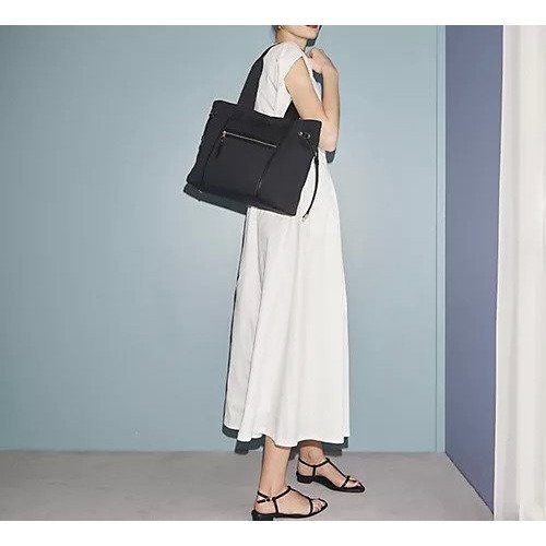 【トプカピ/TOPKAPI】の【TREASURE TOPKAPI】ネオプレン フロントポケット 2way トートバッグ 人気、トレンドファッション・服の通販 founy(ファニー) 　ファッション　Fashion　レディースファッション　WOMEN　バッグ　Bag　スマート　Smart　チャーム　Charm　パイピング　Piping　フェイクレザー　Faux Leather　フロント　Front　ポケット　Pocket　ビジネス 仕事 通勤　Business　other-3|ID: prp329100004464168 ipo3291000000031249805