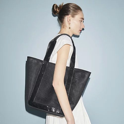 【トプカピ/TOPKAPI】の【TREASURE TOPKAPI】メッシュ スパンコール テープ トート バッグ 人気、トレンドファッション・服の通販 founy(ファニー) 　ファッション　Fashion　レディースファッション　Ladies' Fashion Online　バッグ　Bag　アウトドア　Outdoor　スパンコール　Sequins　ビーチ　Beach　メッシュ　Mesh　モノトーン　Monotone　夏　Summer　軽量　Lightweight　other-3|ID: prp329100004464220 ipo3291000000031250012