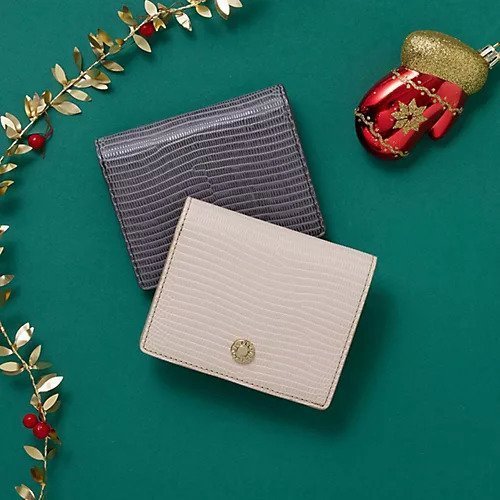 【トプカピ/TOPKAPI】の【ドラマ着用】【TOPKAPI】 イタリアンレザー リザード型押し 二つ折り 財布 LUCIA ルチア インテリア・キッズ・メンズ・レディースファッション・服の通販 founy(ファニー) 　ファッション　Fashion　レディースファッション　WOMEN　財布　Wallets　イタリア　Italy　エレガント 上品　Elegant　コイン　Coin　スリム　Slim　ポケット　Pocket　人気　Popularity　財布　Wallet　ペールベージュ|ID: prp329100004464363 ipo3291000000031235857