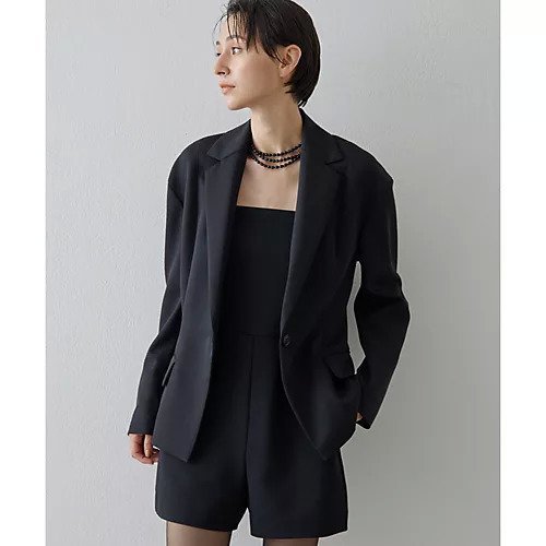 【ウィムガゼット/Whim Gazette】の【GEMINI】シェイプジャケット インテリア・キッズ・メンズ・レディースファッション・服の通販 founy(ファニー) https://founy.com/ ファッション Fashion レディースファッション Fashion for Women アウター Coat / Outerwear Collection レディースジャケット・軽アウター Jackets サテン Satin, Glossy Fabric シェイプ Shape, Slim Fit ジャケット Jacket, Outerwear バランス Balance, Style Balance ボトム Bottoms, Lower Wear マニッシュ Mannish, Boyish 2024年 2024 2024-2025秋冬・A/W Autumn/Winter 2024–25 AW24–25 |ID: prp329100004464413 ipo3291000000031236035
