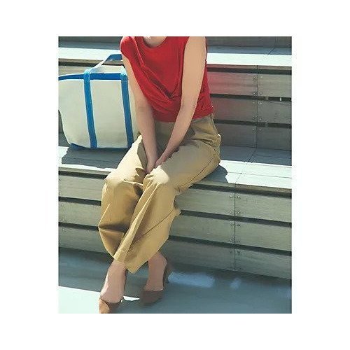 【バウムウンドヘルガーデン/BAUM UND PFERDGARTEN】のツイストノースリーブカットソー 人気、トレンドファッション・服の通販 founy(ファニー) 　ファッション　Fashion　レディースファッション　WOMEN　トップス・カットソー　Tops/Tshirt　キャミソール / ノースリーブ　No Sleeves　カットソー　Cut and Sewn　アシンメトリー　Asymmetry　カモフラージュ　Camouflage　シンプル　Simple　スリーブ　Sleeve　ドレープ　Drape　フェミニン　Feminine　フレンチ　French　フロント　Front　ボトム　Bottom　夏　Summer　洗える　Washable　other-2|ID: prp329100004464693 ipo3291000000032001258