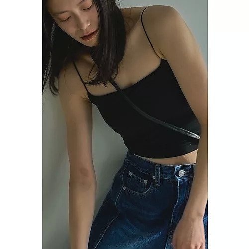 【マージュール/marjour】のSPAGHETTI CODE CAMISOLE インテリア・キッズ・メンズ・レディースファッション・服の通販 founy(ファニー) 　ファッション　Fashion　レディースファッション　Fashion for Women　インナー　Innerwear　キャミソール　Camisole, Spaghetti Strap Top　シンプル　Simple, Minimal　スタイリッシュ　Stylish, Fashionable　ストレッチ　Stretch, Stretchy Fabric　ポケット　Pocket, Pocket Detail　ラップ　Wrap, Wrap Design　リラックス　Relax, Relaxed Fit　エレガント 上品　Elegant　BLACK|ID: prp329100004464715 ipo3291000000036036199