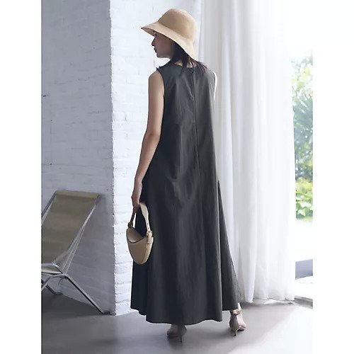 【スアデオ/suadeo】のすっきりノースリーブワンピース 人気、トレンドファッション・服の通販 founy(ファニー) 　ファッション　Fashion　レディースファッション　Fashion for Women　ワンピース　Dresses　サンダル　Sandals, Summer Shoes　シンプル　Simple, Minimal　ジャケット　Jacket, Outerwear　スニーカー　Sneakers, Trainers　ノースリーブ　Sleeveless, No-Sleeve　バランス　Balance, Style Balance　フレア　Flare, Flared　エレガント 上品　Elegant　夏　Summer　洗える　Machine Washable　other-2|ID: prp329100004464782 ipo3291000000032453158