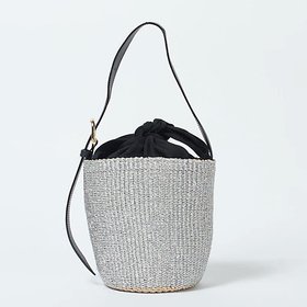 【ヴィオラドーロ/VIOLAd'ORO】のMIRO/メタリックカラーバスケット 人気、トレンドファッション・服の通販 founy(ファニー) ファッション Fashion レディースファッション Fashion for Women シルバー Silver, Metallic Silver スカーフ Scarf, Neckwear バケツ Bucket, Bucket Style バスケット Basket, Basket Bag フォルム Silhouette, Form ライニング Inner Lining, Inner Fabric, Lined 今夏 This Summer 夏 Summer 財布 Wallet, Purse |ID:prp329100004464793