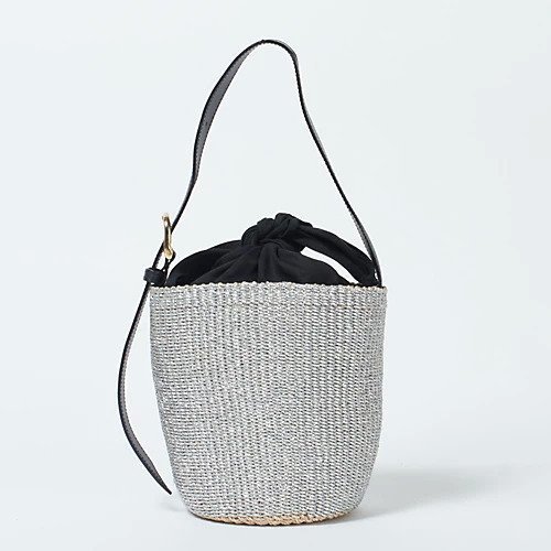 【ヴィオラドーロ/VIOLAd'ORO】のMIRO/メタリックカラーバスケット インテリア・キッズ・メンズ・レディースファッション・服の通販 founy(ファニー) 　ファッション　Fashion　レディースファッション　Fashion for Women　シルバー　Silver, Metallic Silver　スカーフ　Scarf, Neckwear　バケツ　Bucket, Bucket Style　バスケット　Basket, Basket Bag　フォルム　Silhouette, Form　ライニング　Inner Lining, Inner Fabric, Lined　今夏　This Summer　夏　Summer　財布　Wallet, Purse　シルバー|ID: prp329100004464793 ipo3291000000034942330