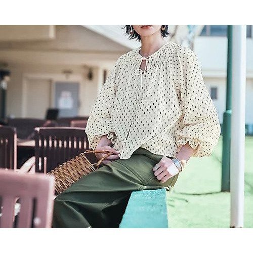 【トゥエルブクローゼット/12closet】の【石上美津江さんコラボ】【洗える】前後2WAYドビードットブラウス 人気、トレンドファッション・服の通販 founy(ファニー) 　ファッション　Fashion　レディースファッション　WOMEN　トップス・カットソー　Tops/Tshirt　シャツ/ブラウス　Shirts/Blouses　コラボ　Collaboration　ドット　Dot　ラウンド　Round　リボン　Ribbon　洗える　Washable　other-2|ID: prp329100004468960 ipo3291000000031383406