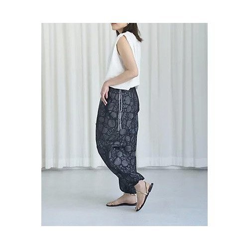 【ダリア/dahlia】のシアーイージーパンツ 人気、トレンドファッション・服の通販 founy(ファニー) 　ファッション　Fashion　レディースファッション　Fashion for Women　パンツ　Pants & Trousers　スウェット / スエット　Sweatshirt, Sweatwear　デニム　Denim, Jeans Material　バルーン　Balloon, Balloon Silhouette　ボトム　Bottoms, Lower Wear　ポケット　Pocket, Pocket Detail　夏　Summer　other-3|ID: prp329100004468972 ipo3291000000034618076